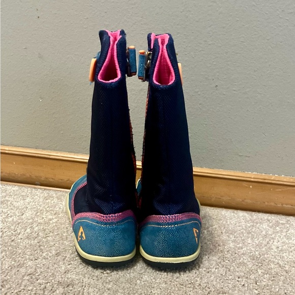 PLAE Camille Shimmer Waterproof Boots, Navy/Blue/Pink - Size 11 (GUC) - Picture 4 of 9